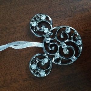 🎅NWOT Disney Mickey Mouse Silver Gemstone Ornament